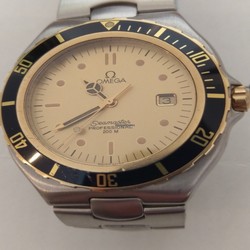 Omega Seamaster Diver 300 M Mens watch Unisex Quartz Steel 396.104 1
