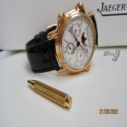 Jaeger-LeCoultre Mens watch Unisex Automatic Rose gold 180.240.990