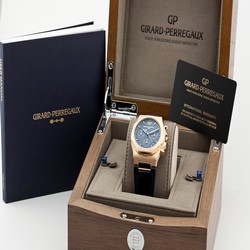 Girard Perregaux Laureato Mens watch Unisex Automatic Rose gold 81020-52-432-BB4A